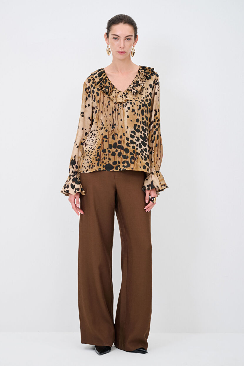 L'Appartement◆EQUIPMENT N/C Frill Blouse Beige Printed Frill Blouse – AX Paris