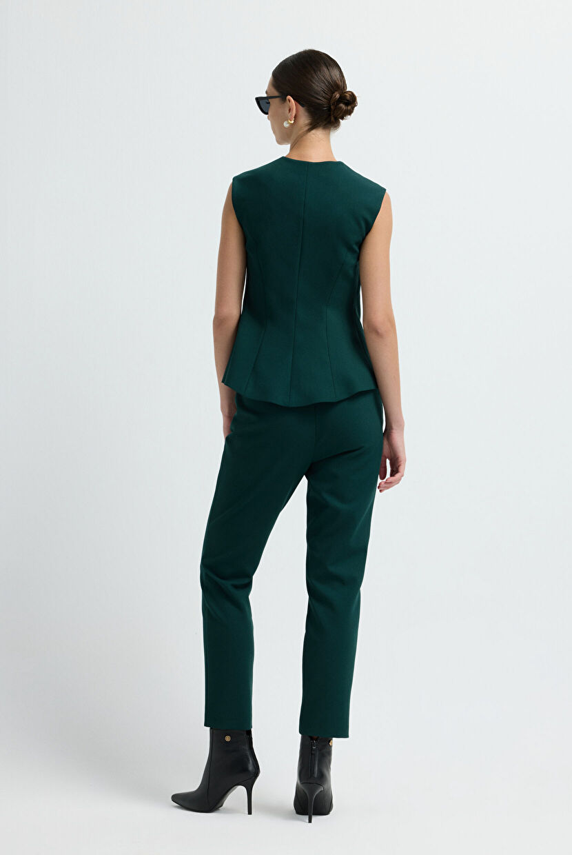 Green Sleeveless V-Neck Vest with Metal Accessories 17944866001