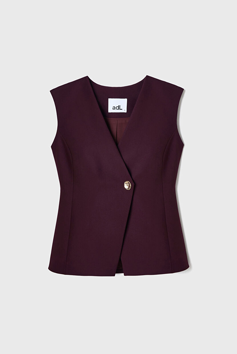 Damson Sleeveless V-Neck Vest with Metal Accessories 17944866001
